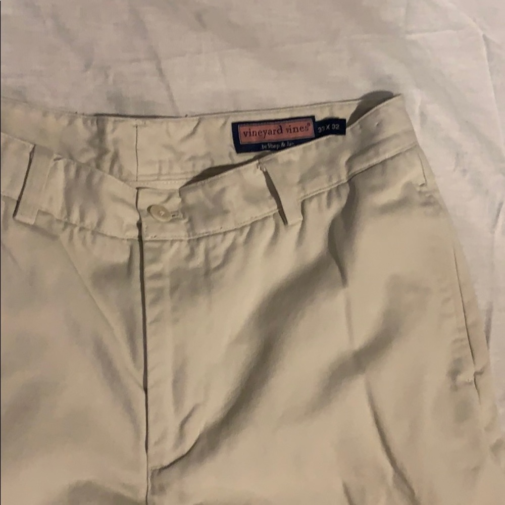 Vineyard Vines club fit cream khaki pants